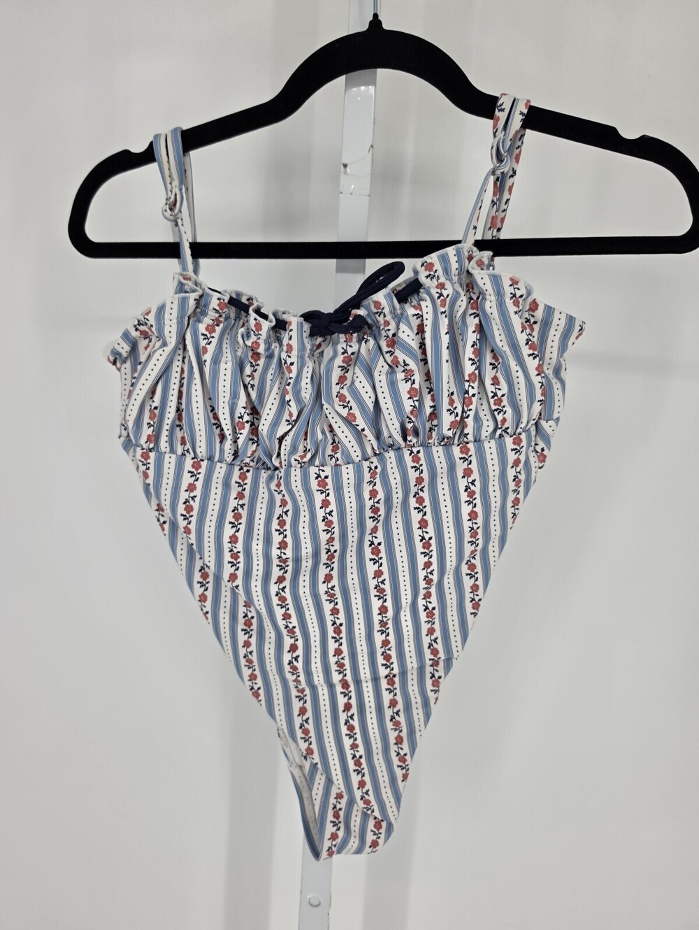 Kacey Lee Womens Sz S Tie Neck Scoop Back One Piece Swimsuit Bandana Print